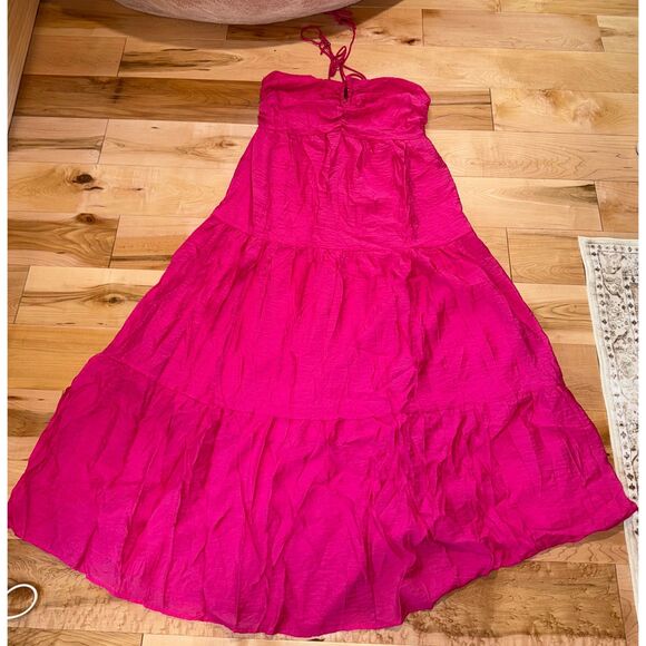 NWT Women's Pink Tiered Halter Top Maxi Dress - Picture 1 of 5